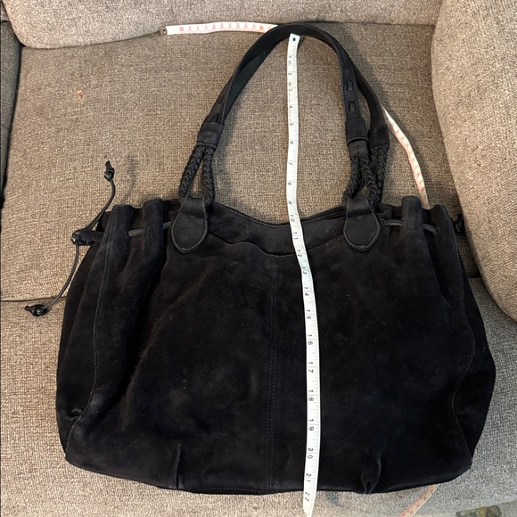 Elegant JJill Black Leather Shoulder Bag Purse
Handbag Magnet Closure - Picture 3 of 13